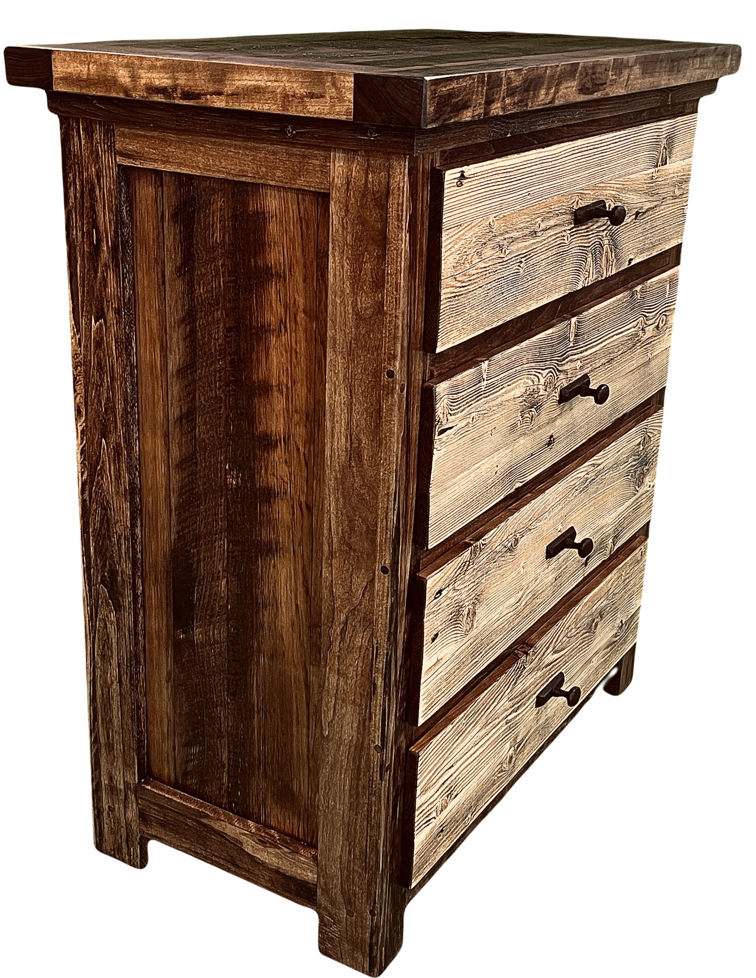 Wyoming Collection Chest (4 or 5 Drawer)